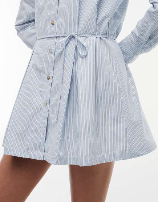Tommy Jeans gestreiftes, plissiertes Mini-Hemdkleid in Hellblau, 3 von 6