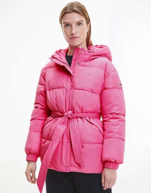 Tommy Jeans - Gewatteerd jack met ceintuur en capuchon in roze