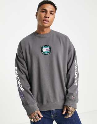 tommy jeans relaxed fit sweatshirt