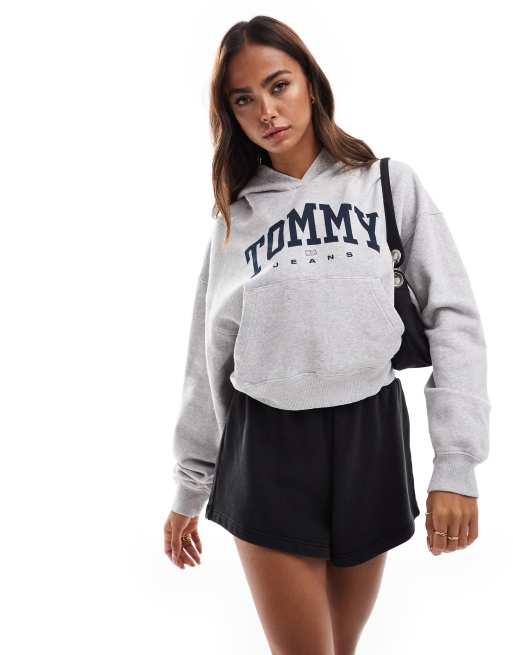 Tommy Jeans – Grå kort huvtröja med i college- och vintagestil, 4 av 4