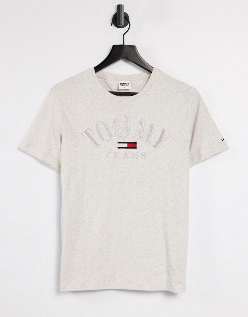 Tommy Jeans - Grå t-shirt med korte ærmer og logo