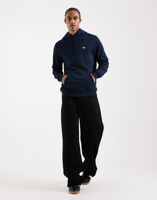 Tommy Jeans – Granatowa bluza z kapturem i naszywką, 2 z 5