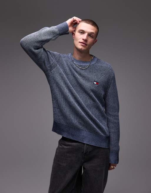 Tommy Jeans – Granatowy sweter dzianinowy z naszywką z logo