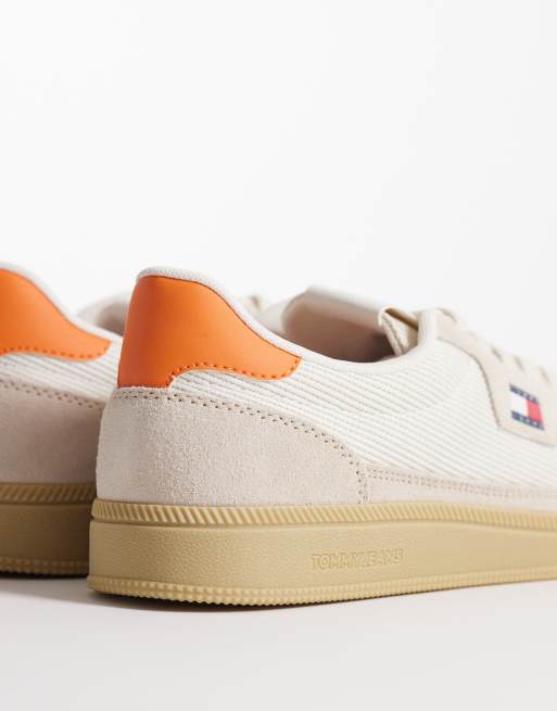 Tommy Jeans Greenwich edge sneakers with logo in off white, 2 of 5