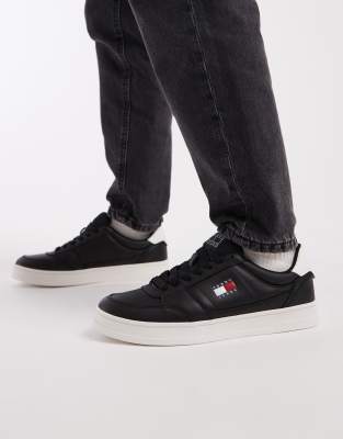 Tommy Jeans Greenwich Essential Logo Sneakers In Black