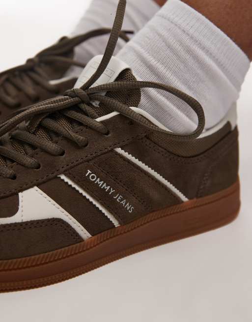 Tommy Jeans Greenwich low sneakers in khaki and off white, 4 of 5