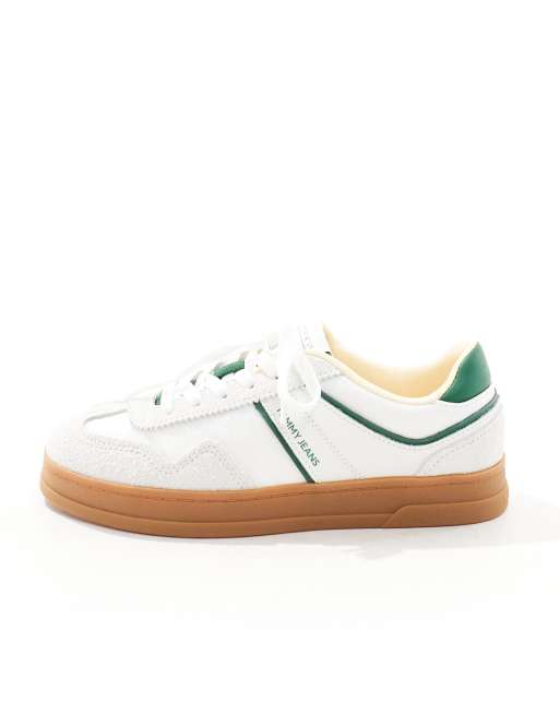 Tommy Jeans Greenwich low sneakers with rubber sole in off white and green, 2 of 4