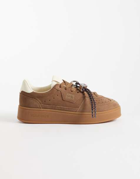 Tommy Jeans – Greenwich Max – Jasnobrązowe zamszowe buty sportowe - view 1
