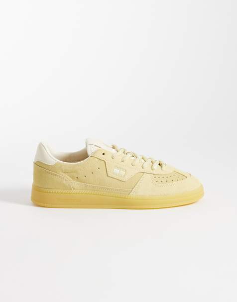 Tommy Jeans - Greenwich - Suède sneakers in lichtgeel - view 1