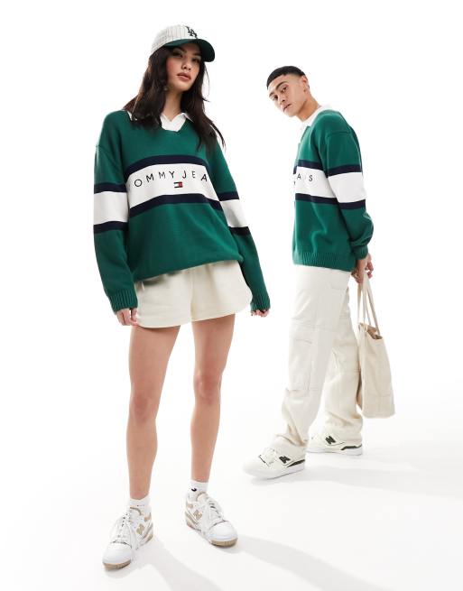 Tommy Jeans – Grön, avslappnad, stickad rugbytröja i unisex-modell med trophy-ringning, 2 av 4