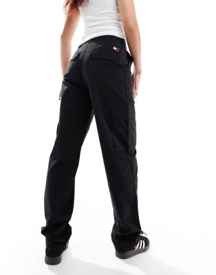 Harper high rise cargo pants in black