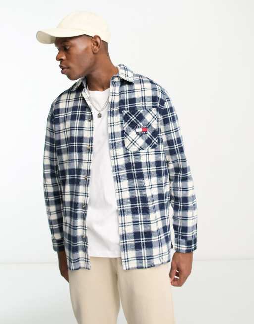 Tommy Jeans – Hemdjacke aus Cord in gebrochenem Weiß kariert mit Flaggenlogo