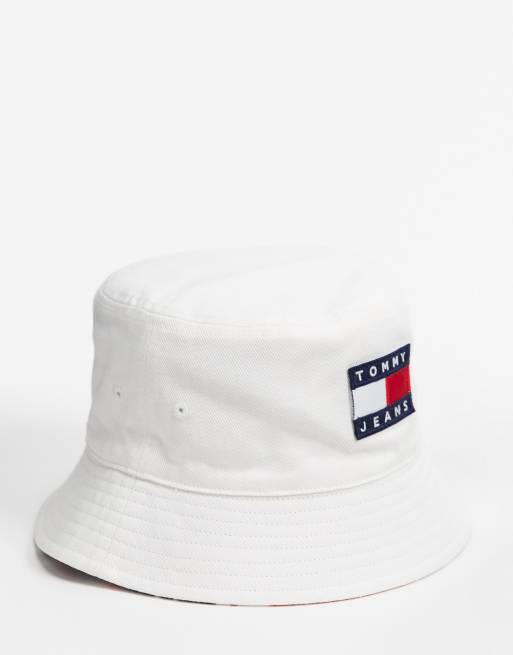 Tommy Jeans heritage bucket hat in white