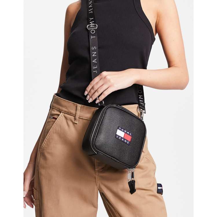 Tommy jeans heritage crossbody bag 2025
