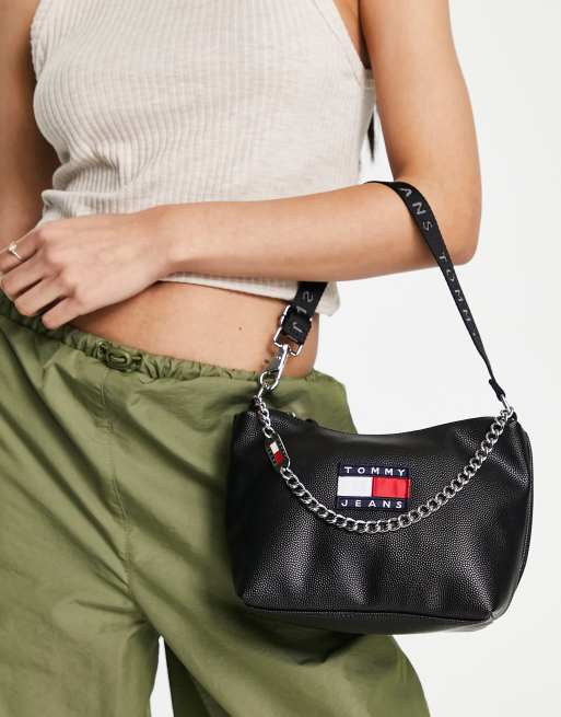 Tommy Jeans heritage shoulder bag in black