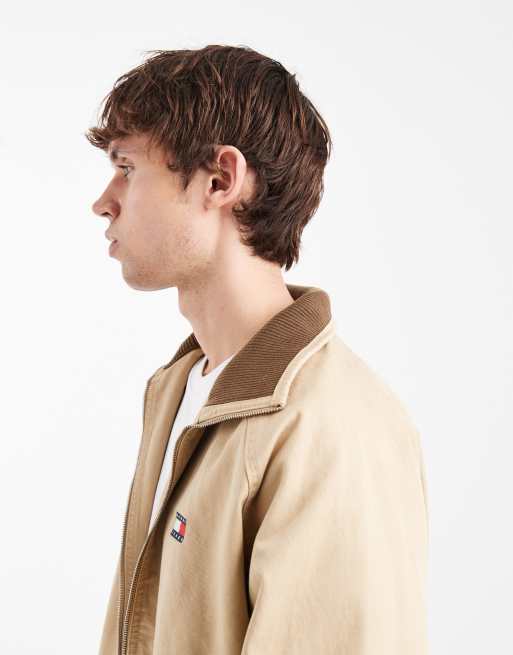 Tommy Jeans – Hochgeschlossene Basic-Jacke in Beige, 4 von 5