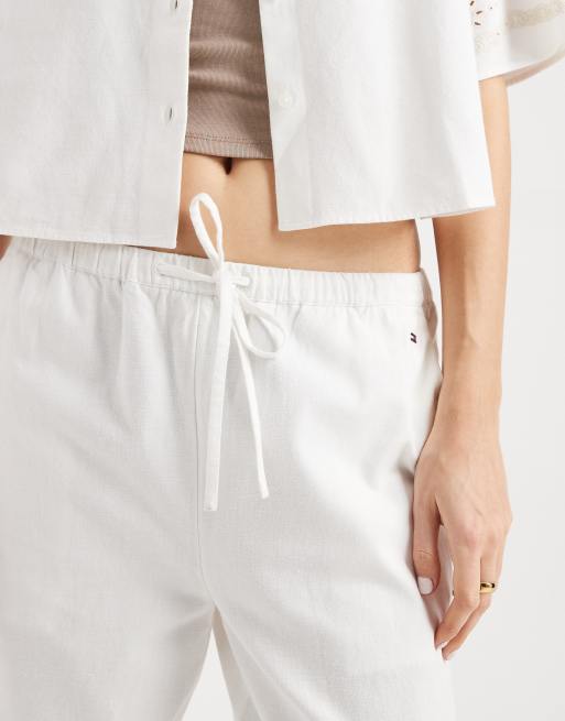 Tommy Jeans – Hose aus Leinen in Cremeweiß mit Lochstickerei, 4 von 5