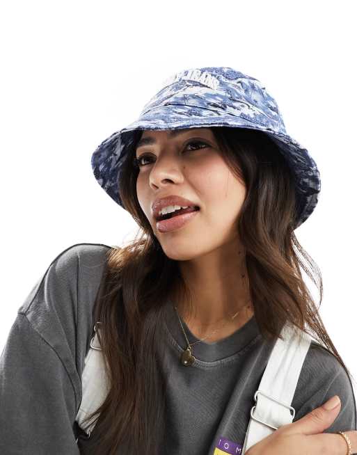 Hawaiian floral bucket hat deals
