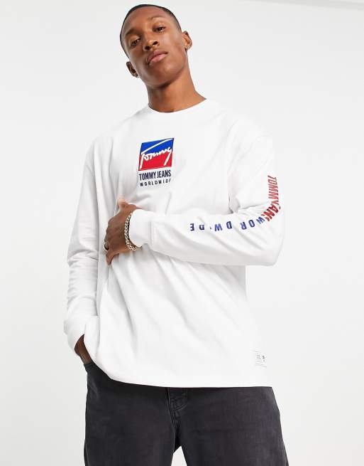 Tommy Jeans - Hvid langærmet T-shirt med centralt firkantet logo