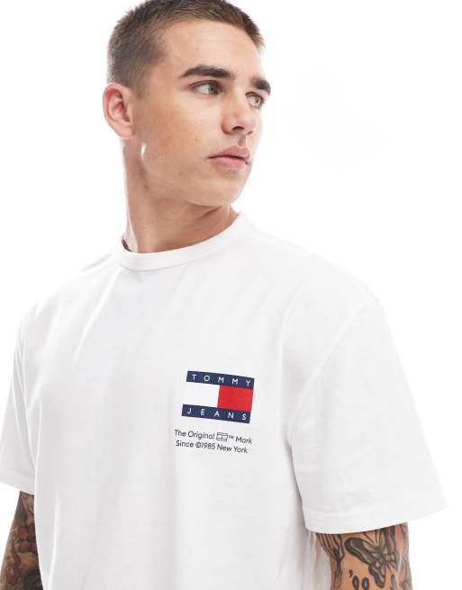 Tommy Jeans - Hvid T-shirt med grafisk isterningeprint på ryggen, 3 af 4