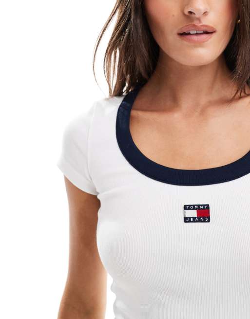Tommy Jeans - Hvid T-shirt med kontrasthals og logomærke, 2 af 4