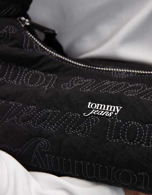 Tommy Jeans icon logo puffer shoulder bag in black, 2 of 4