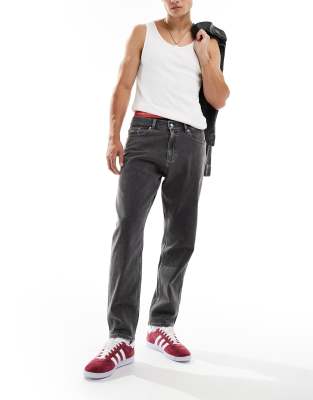 Tommy Jeans Tommy Jeans Isaac relaxed tapered jeans in black