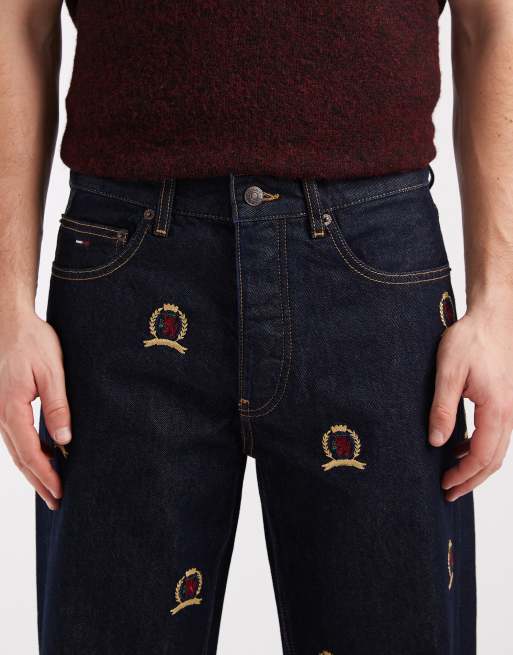 Tommy Jeans – Jamie – Gerade geschnittene Relaxed-Fit-Jeans in dunkler Waschung mit Wappen-Logomuster , 5 von 5