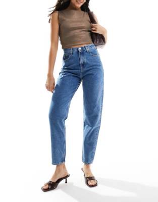Tommy Jeans - Jean mom à taille ultra haute et délavage moyen-Bleu