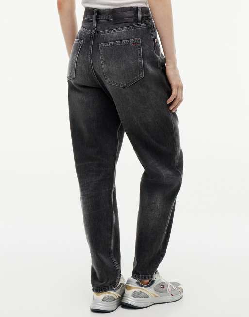 Tommy Jeans jean mom taille haute fuselé noir en noir cendré, 6 de 7