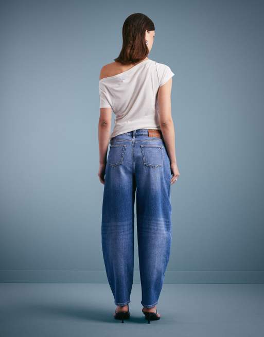 Tommy Jeans Jeanie balloon jeans in mid wash