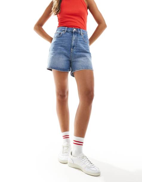 Tommy Jeans – Jeans-Mom-Shorts in mittlerer Waschung - view 1