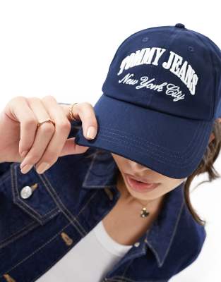 Tommy Jeans - Kappe in Marineblau mit Logo-Schriftzug