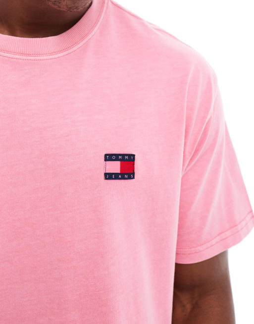Tommy Jeans - Klar pink T-shirt i afslappet pasform med badge, 3 af 4