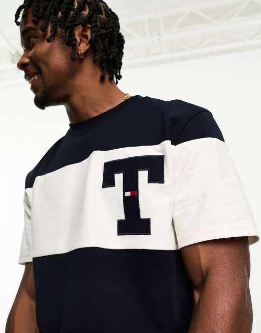 Tommy Jeans – Klassisches, strukturiertes T-Shirt in gestreiftem Blau
