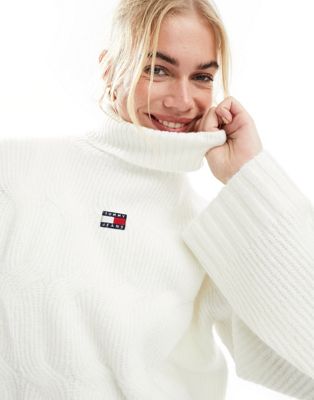 Tommy Jeans Knit Jumper in White - ASOS Price Checker