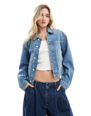 Tommy Jeans - Kurze Carpenter-Jeansjacke mit heller Waschung-Blau