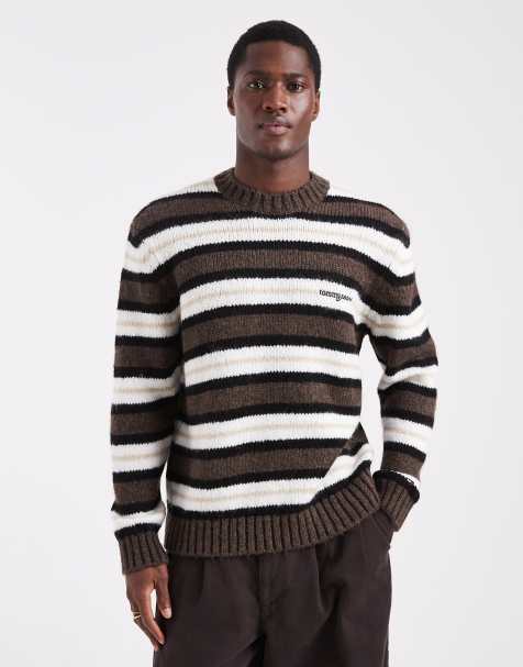 Tommy Jeans – Kuscheliger Strickpullover mit Streifen in Schwarz/Braun/Weiß und mit Handschrift-Logo auf der Brust - view 1