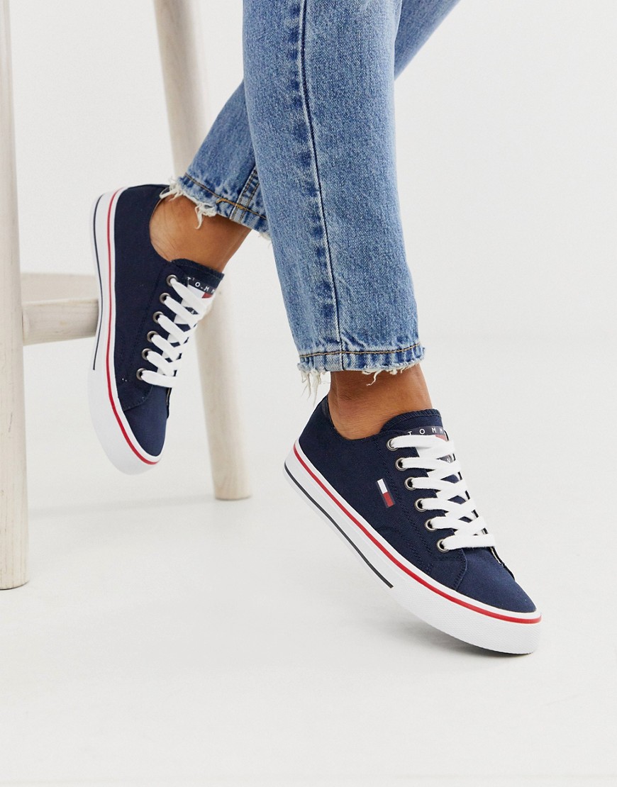 Tommy Jeans - Lage sneakers in marineblauw