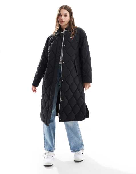Tommy Jeans - Lang og vatteret jakke i sort - view 1