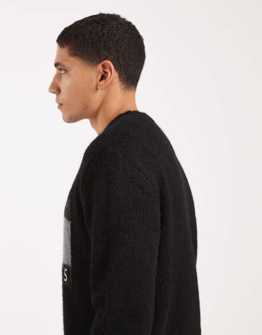 Tommy Jeans large flag centre logo jumper in black, 5 of 5