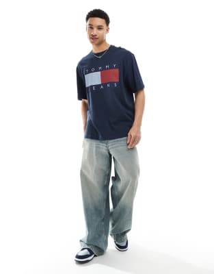 Tommy Jeans Large Flag Logo T-shirt In Blue