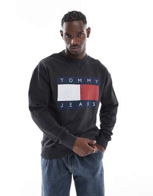 large flag sweatshirt in black