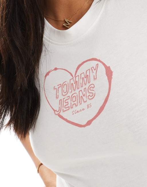 Tommy Jeans large heart t-shirt in white and pink, 2 of 4