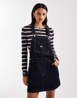 Tommy Jeans - Latzkleid in indigoblauer Waschung-Marineblau