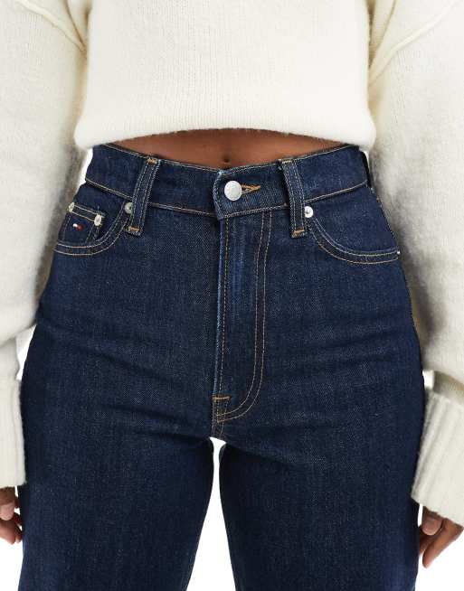 Tommy Jeans – Layla – Schmale Straight Jeans in indigoblauer Waschung mit hohem Bund, 4 von 5