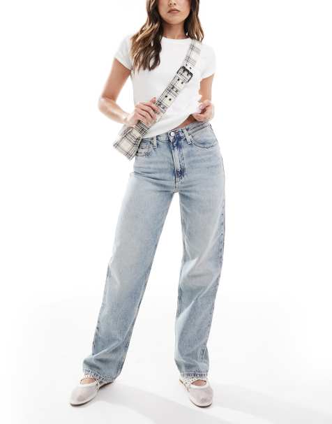 Tommy Jeans Layla slim straight jeans in light stonewash 