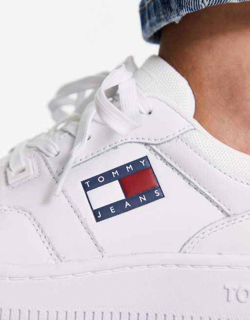 Tommy jeans slip store on logo trainers