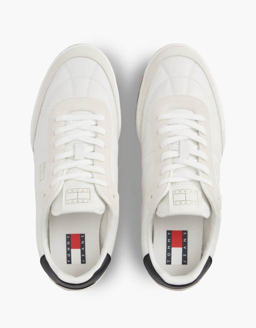 Tommy Jeans Leather mixed texture low profile trainers in white, 3 of 7