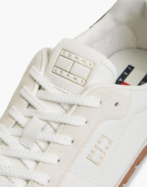 Tommy Jeans Leather mixed texture low profile trainers in white, 6 of 7